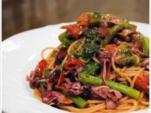 ホタルイカと菜の花のスパゲッティーニ